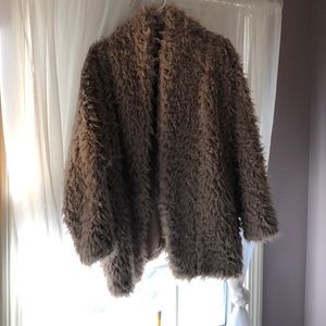 SALE ! EXPRESS TEDDY COAT 😍